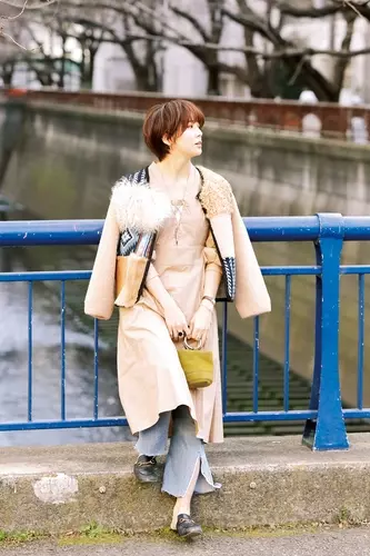 大人の女性 デニム上手 働く女性のリアルコーデをのぞき見 吉田怜香編 ローリエプレス