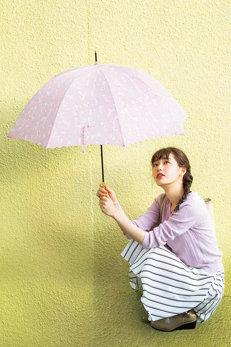 持っているだけで可愛い 雨の日のおしゃれが楽しくなる 大人可愛い傘 ローリエプレス