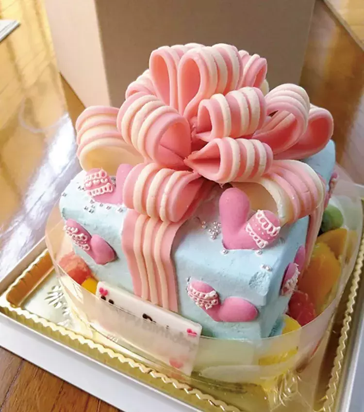 いいね獲得間違いなしっ かわいすぎるバースデーケーキでお祝いしよっ ローリエプレス