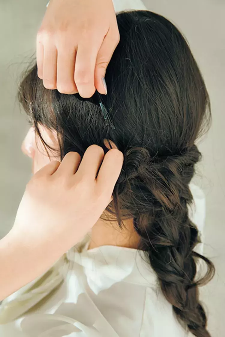 超簡単ヘアアレンジ 不器用でもok アイドルみたいなおしゃれ見えヘア ローリエプレス 超簡単ヘアアレンジ 不器用でもok アイドルみたいなおしゃれ見えヘア ローリエプレス