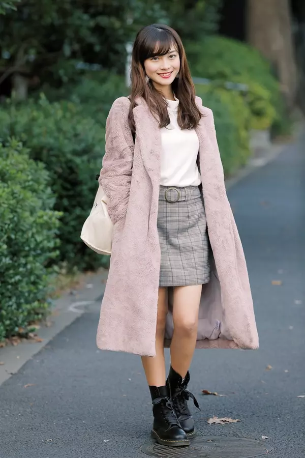 法政vs中央 おしゃれ美女が多いのはどっち 学園祭に潜入して美人女子大生を捕まえた結果 ローリエプレス