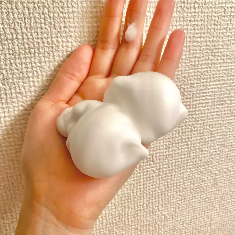 Snsで話題 スキンケアブランドrafra ラフラ の炭酸泡洗顔 マシュマロオレンジ アイクリーム 実際に使ってみた レビュー ローリエプレス