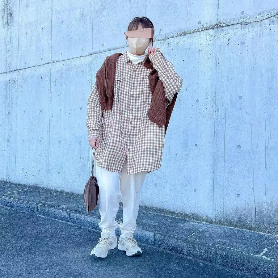 22春レディース スウェットパンツコーデ16選 おすすめの着こなし術 ローリエプレス