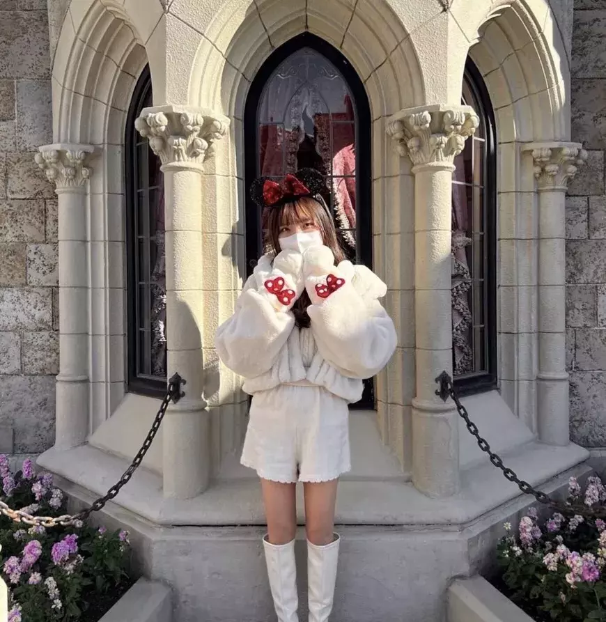 22年10月更新 ディズニーコーデおすすめ37選 リンクコーデをファッションジャンル別とキャラクター別に大特集 ローリエプレス 22年10月更新 ディズニーコーデおすすめ37選 リンクコーデをファッションジャンル別とキャラクター別に大特集 ローリエプレス