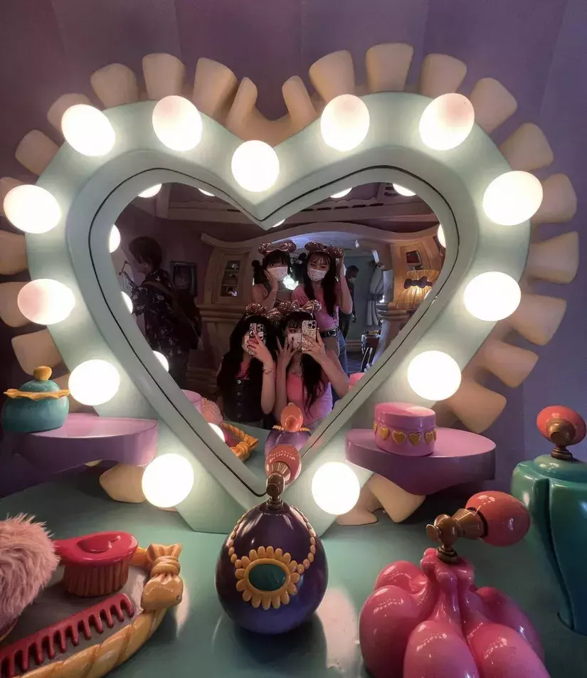 22年10月更新 ディズニーコーデおすすめ37選 リンクコーデをファッションジャンル別とキャラクター別に大特集 ローリエプレス 22年10月更新 ディズニーコーデおすすめ37選 リンクコーデをファッションジャンル別とキャラクター別に大特集 ローリエプレス