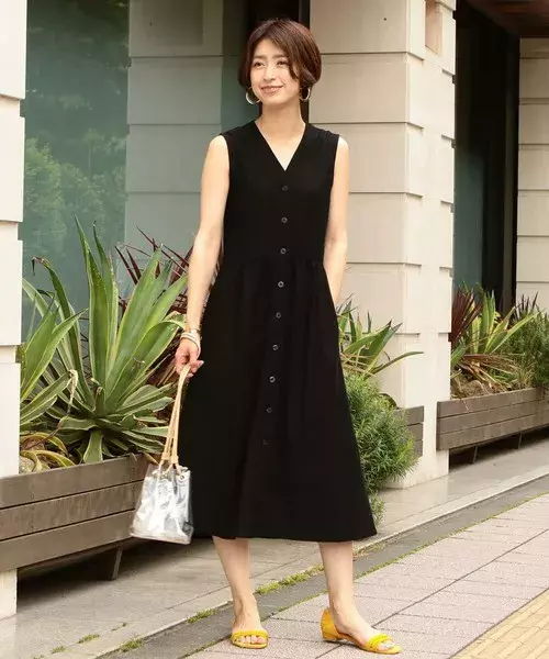 レトロな魅力にキュン この夏は 前ボタンワンピース がかわいいんです ローリエプレス