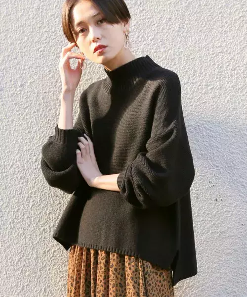 どれなら着て良いのか教えて なで肩 いかり肩さん のニット事情 ローリエプレス