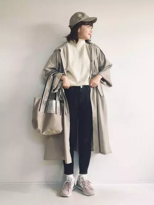 大人女子はこの冬こう履く 4つのブランド別に見るスニーカーコーデ ローリエプレス