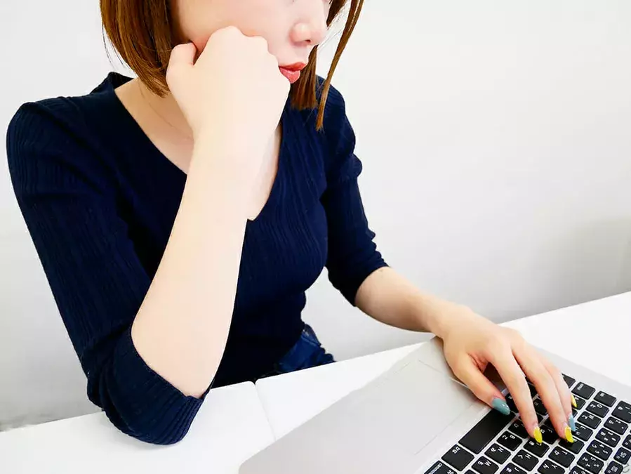 これだけで自信が持てちゃう 今すぐできる 姿勢美人 になる方法 ローリエプレス