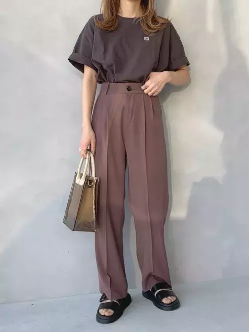 定番化したワイドパンツ 夏はどう着るのが正解 最旬アプデコーデまとめ ローリエプレス