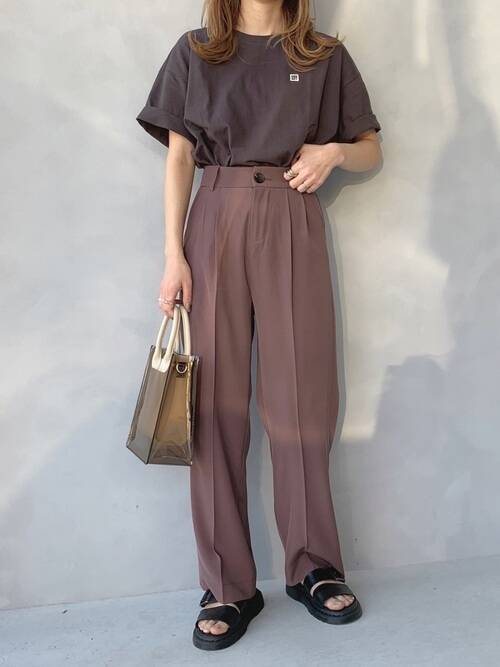 定番化したワイドパンツ 夏はどう着るのが正解 最旬アプデコーデまとめ ローリエプレス