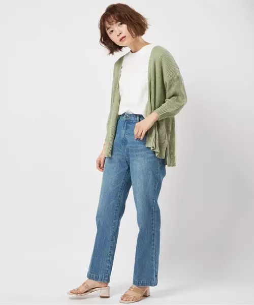 冷房の季節が 相性抜群の Tシャツ カーディガン コーデを紹介 ローリエプレス