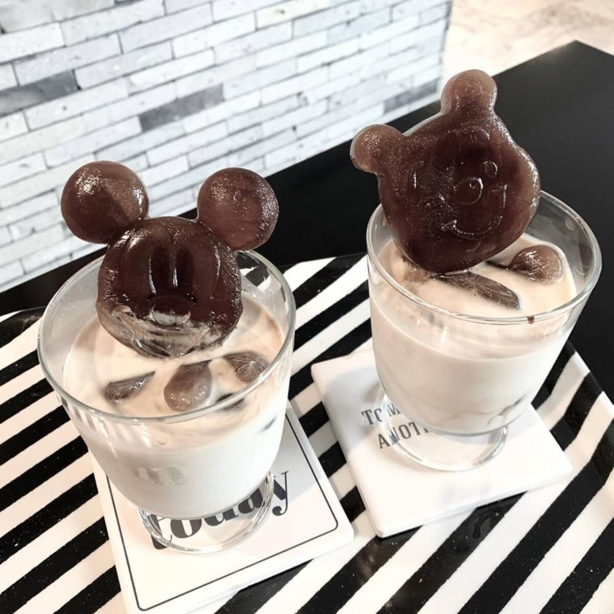 夏にぴったりで超キュート ディズニーキャラの氷が作れるダイソーアイテムって ローリエプレス 夏にぴったりで超キュート ディズニーキャラの氷が作れるダイソーアイテムって ローリエプレス