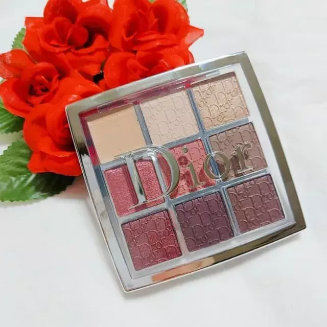 デパコスで気分上げよ パケ買い 実力高なおすすめコスメ3選 ローリエプレス