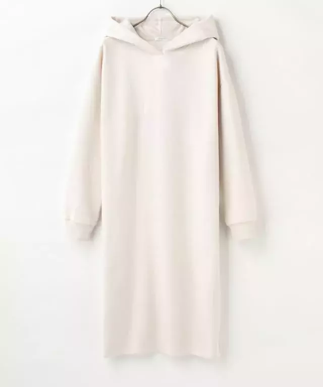 え その服 ハニーズ なの デートでも大活躍の 冬ワンピ ローリエプレス