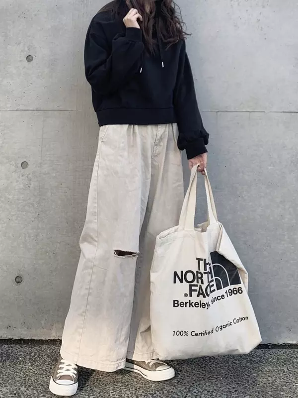 ハニーズ 文句ナシ 彼の隣を歩く時の 最強デートコーデ はカジュアルに可愛く 4選 ローリエプレス