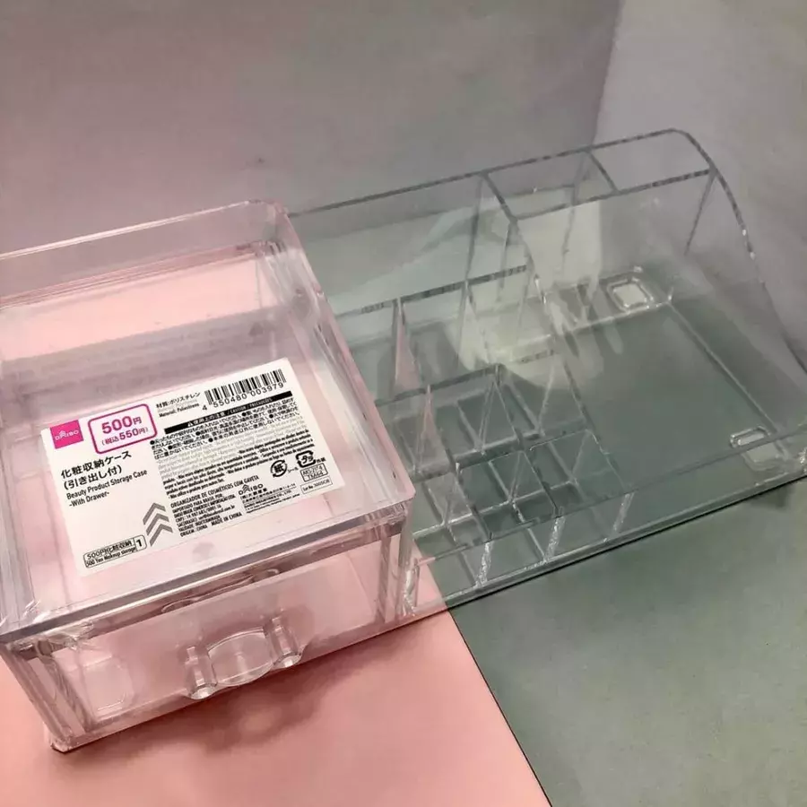 やっぱりダイソーが最強 衝撃 100均の域を超えた コスメ収納グッズ がスゴすぎる ローリエプレス