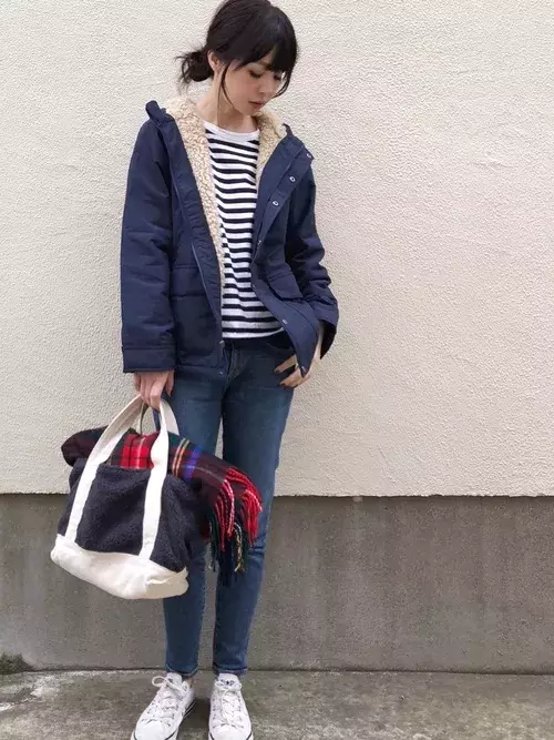 秋キャンプの服装はなにが正解 不正解 おしゃれさも損なわないコーデ法 ローリエプレス