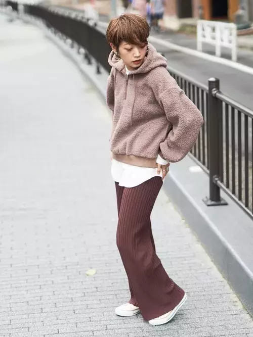 どうコーデしたらいいの 秋冬のリブパンツ ニットパンツ着こなし術 ローリエプレス