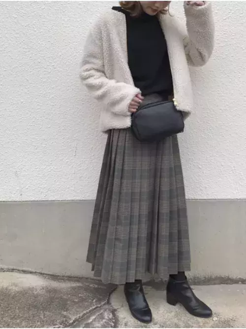 冬のロングスカートコーデは アウター選び がおしゃれの分かれ道です ローリエプレス
