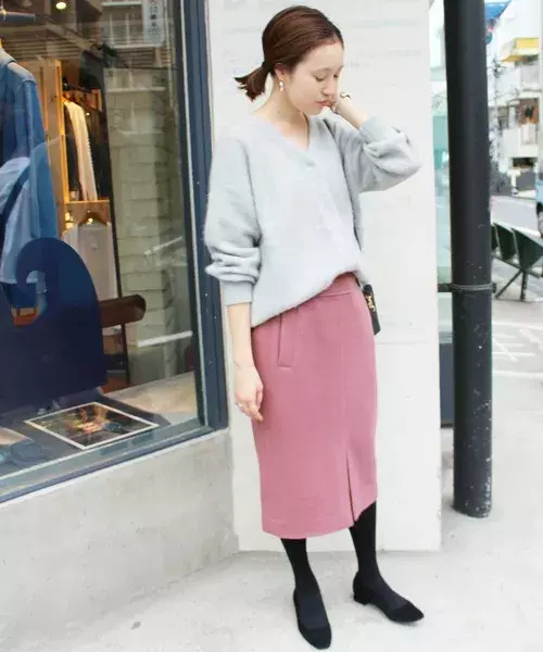 くすみ感がおしゃれなダスティピンクに合う色は 冬コーデを大人かわいく ローリエプレス くすみ感がおしゃれなダスティピンクに合う色は 冬コーデを大人かわいく ローリエプレス