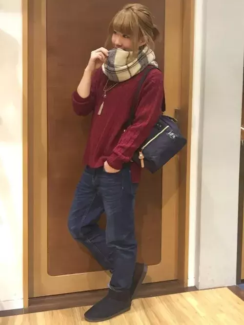 流行遅れでも履きたいんです ムートンブーツのダサくない最新コーデ術 ローリエプレス