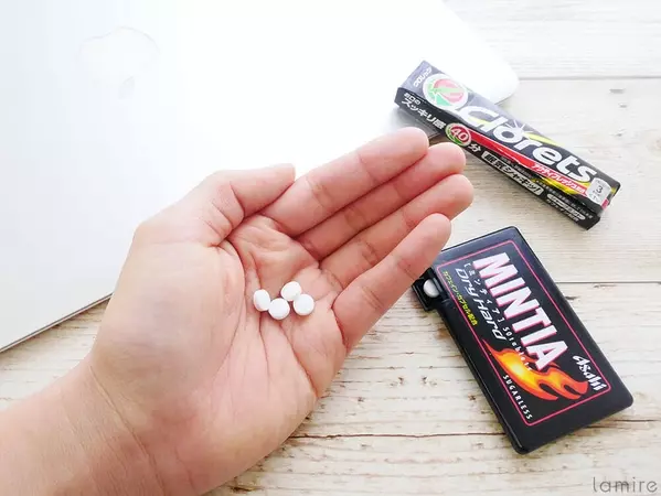 睡魔との戦いに終止符を 仕事中の 眠気 とおさらばする対処法8つ ローリエプレス