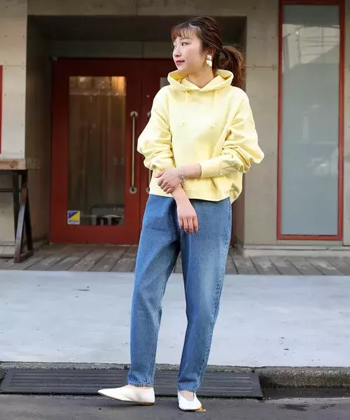 子供っぽいイメージ払拭 春のパステルカラーを大人に着こなすコツ ローリエプレス 子供っぽいイメージ払拭 春のパステルカラーを大人に着こなすコツ ローリエプレス