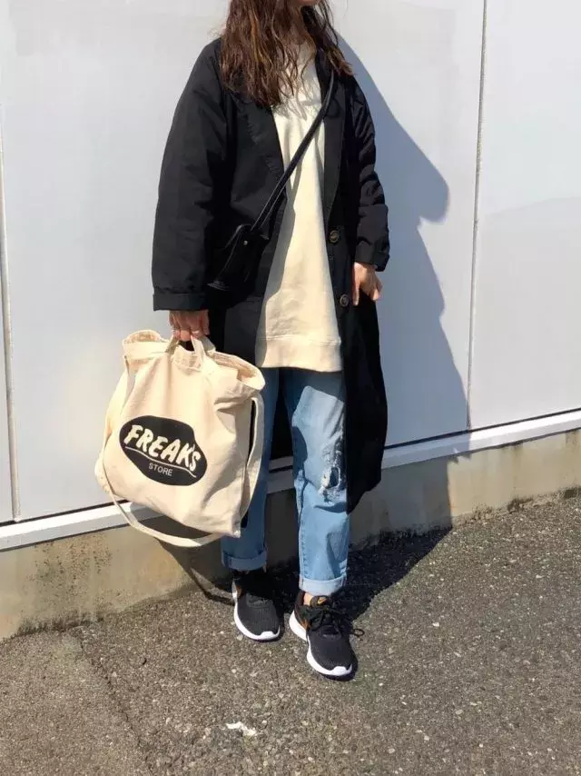 ミニバッグを持ちたいけど荷物が多い 2個目バッグは何を選べば正解 ローリエプレス