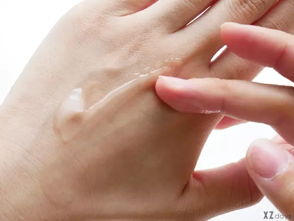 テカリ 毛穴に特化 無印の新スキンケアシリーズを早速お試しっ ローリエプレス