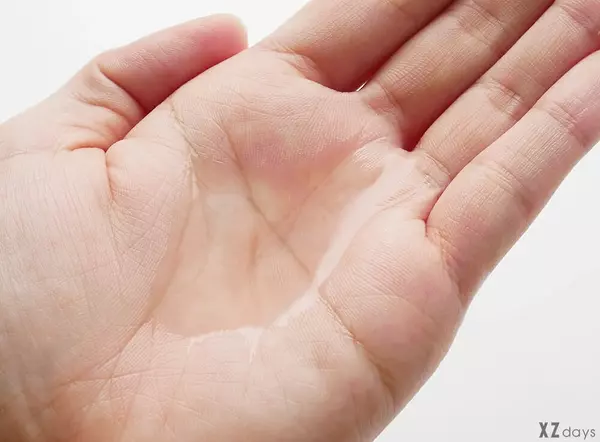 テカリ 毛穴に特化 無印の新スキンケアシリーズを早速お試しっ ローリエプレス