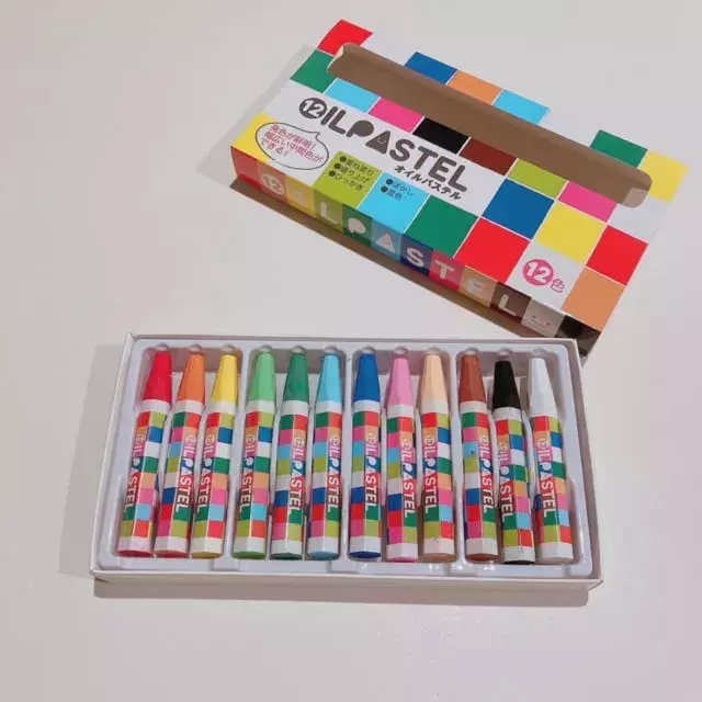 おうち時間にぴったりかも セリアの オイルパステル は大人も子どもも楽しめる ローリエプレス おうち時間にぴったりかも セリアの オイルパステル は大人も子どもも楽しめる ローリエプレス