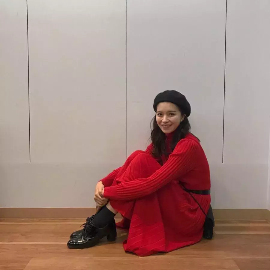 あなたが無意識に選んでいる 服の色 でわかる性格診断 ローリエプレス あなたが無意識に選んでいる 服の色 でわかる性格診断 ローリエプレス