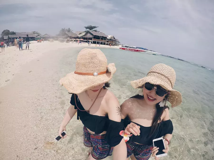 お洒落な女子旅に持っていきたいトラベルグッズ5選 ローリエプレス お洒落な女子旅に持っていきたいトラベルグッズ5選 ローリエプレス