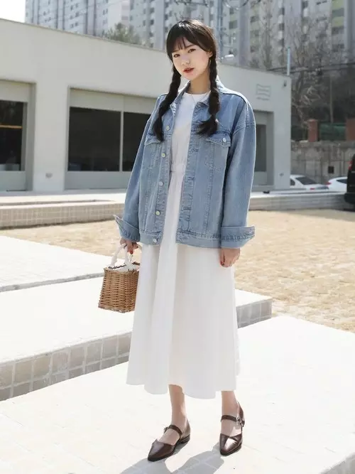 春コーデもプチプラでかわいく 韓国ファッションで完成 ローリエプレス