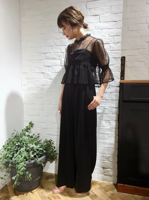 オメデトウ 結婚式招待されちゃった ドレスコーデ の勧め ローリエプレス