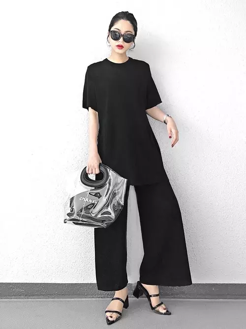 夏でも涼しげ センス溢れるブラックコーデ参考書 ローリエプレス