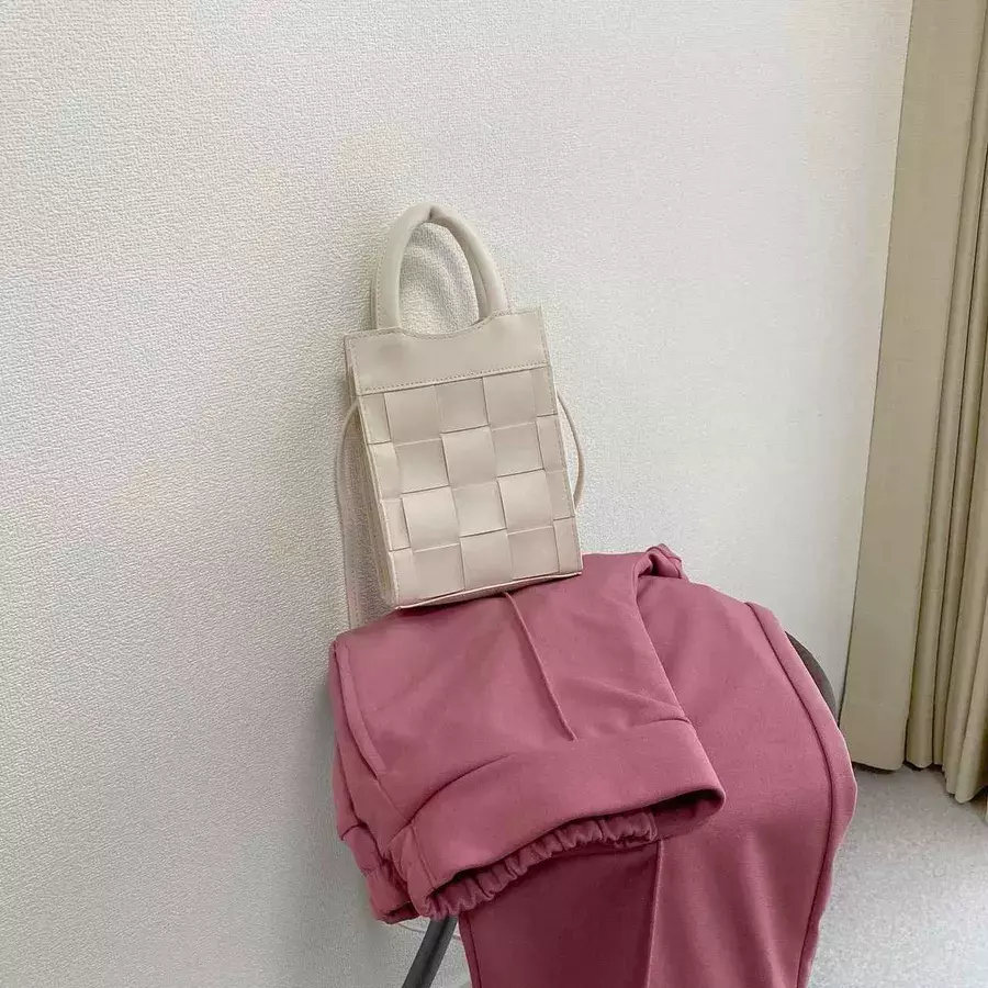 流行りそ しまむら 写真でも良さ伝わる お値段以上バッグ ローリエプレス