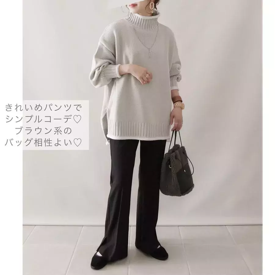 黒と相性イイのって ベージュ Vs グレー 大人上品カラー対決 ローリエプレス 黒と相性イイのって ベージュ Vs グレー 大人上品カラー対決 ローリエプレス