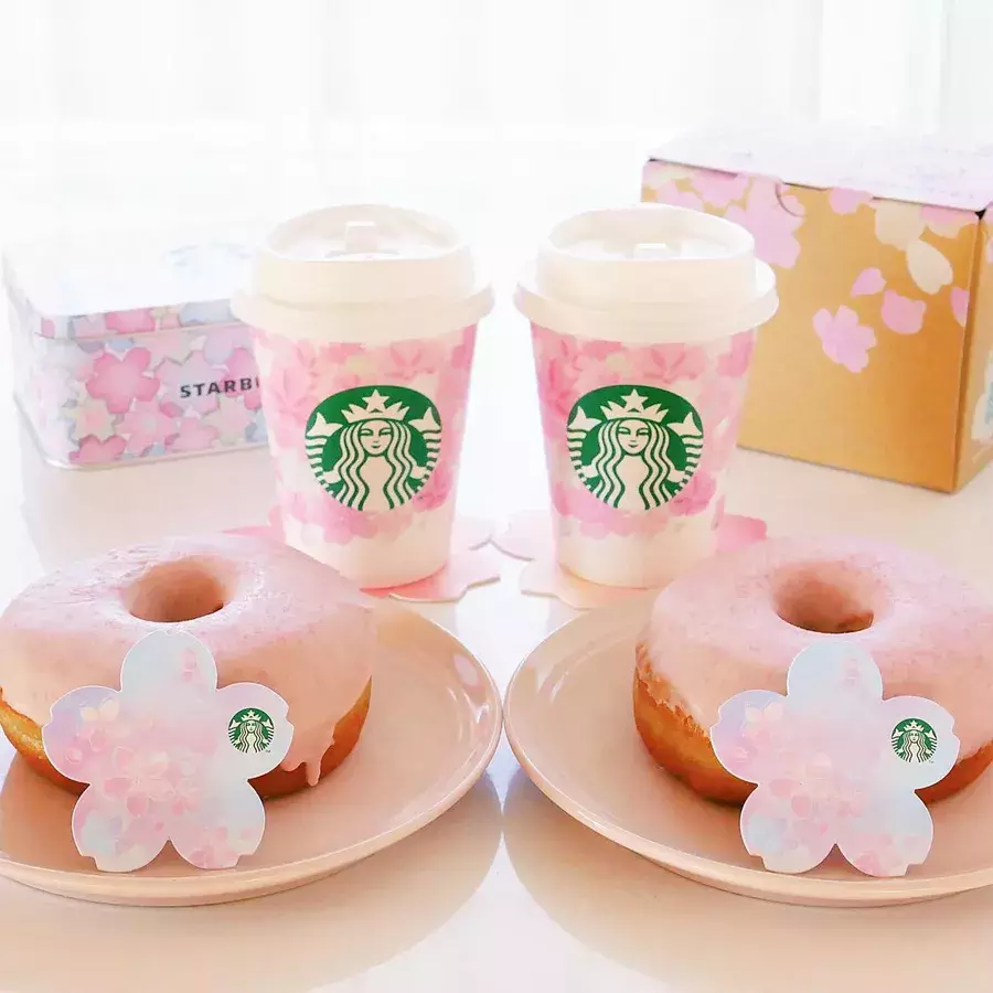 季節限定だって スタバ 見た目も可愛い 22年さくらドリンク ローリエプレス