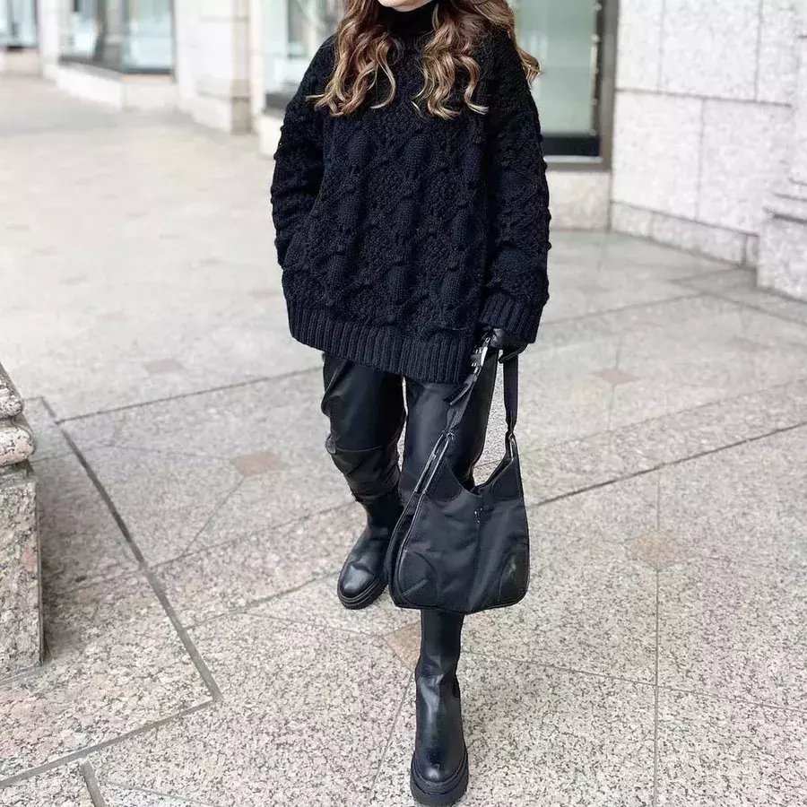 見た目以上に使える Zara 今注目の シックな大人アイテム が万能 ローリエプレス