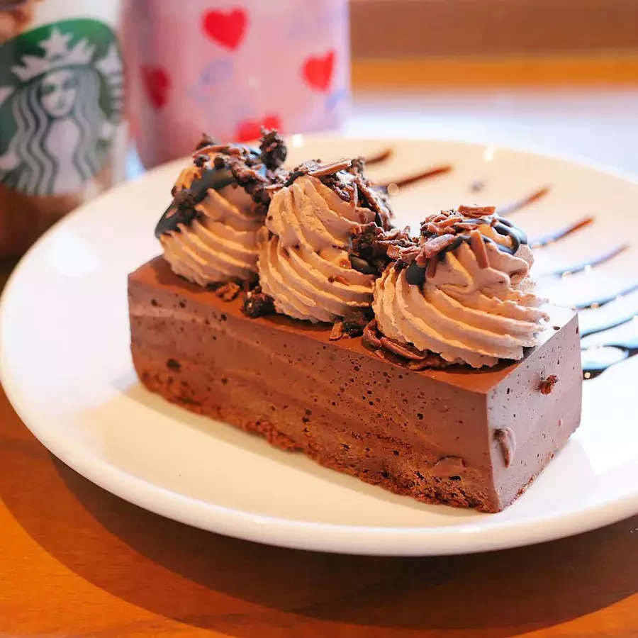 つい 買っちゃいそう スタバ 見た目も可愛い レジ横フード ローリエプレス つい 買っちゃいそう スタバ 見た目も可愛い レジ横フード ローリエプレス