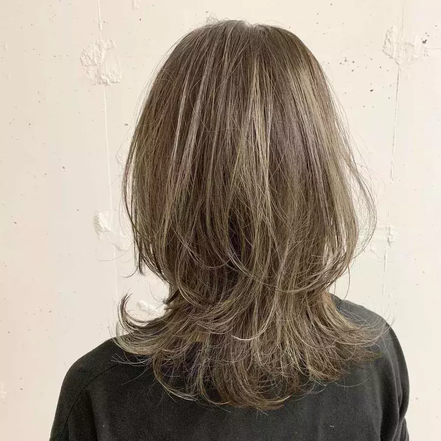 切らずにイメチェン ロングウルフ でおしゃれ感up ローリエプレス