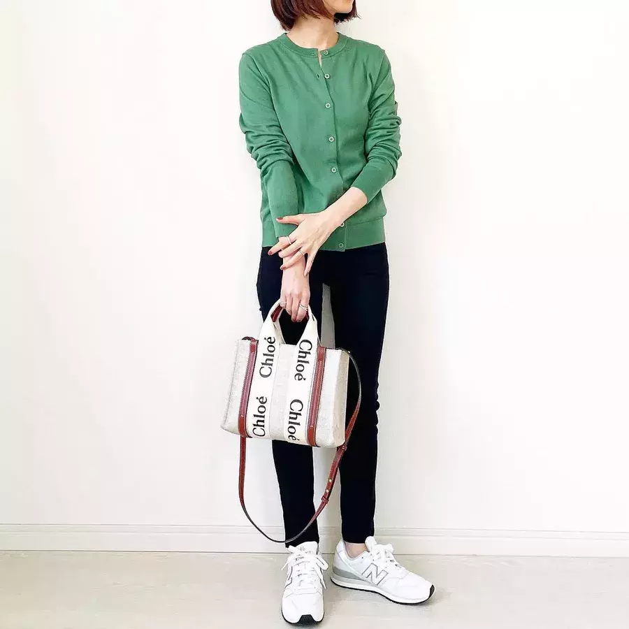 滑らかで着やすい 春コーデに使いたい ユニクロ の カーディガン ローリエプレス 滑らかで着やすい 春コーデに使いたい ユニクロ の カーディガン ローリエプレス