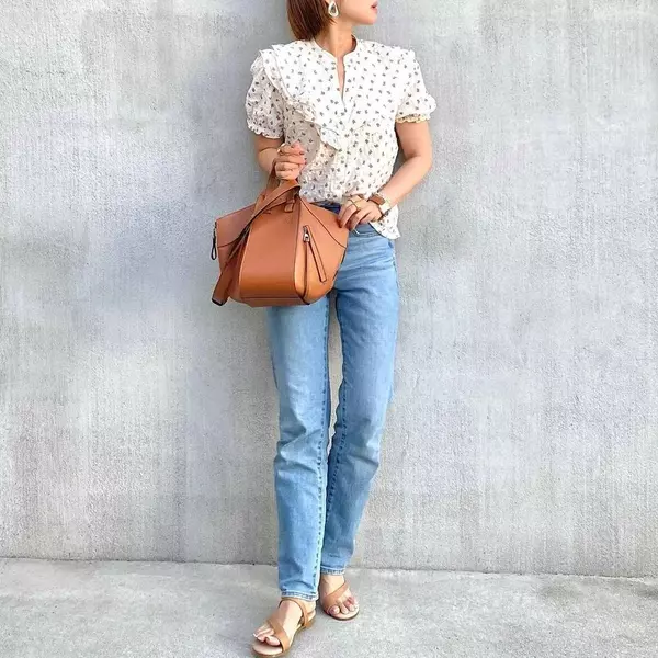 かっこいいだけじゃない Zara のシンプルキュートなトップスで可愛い私に ローリエプレス