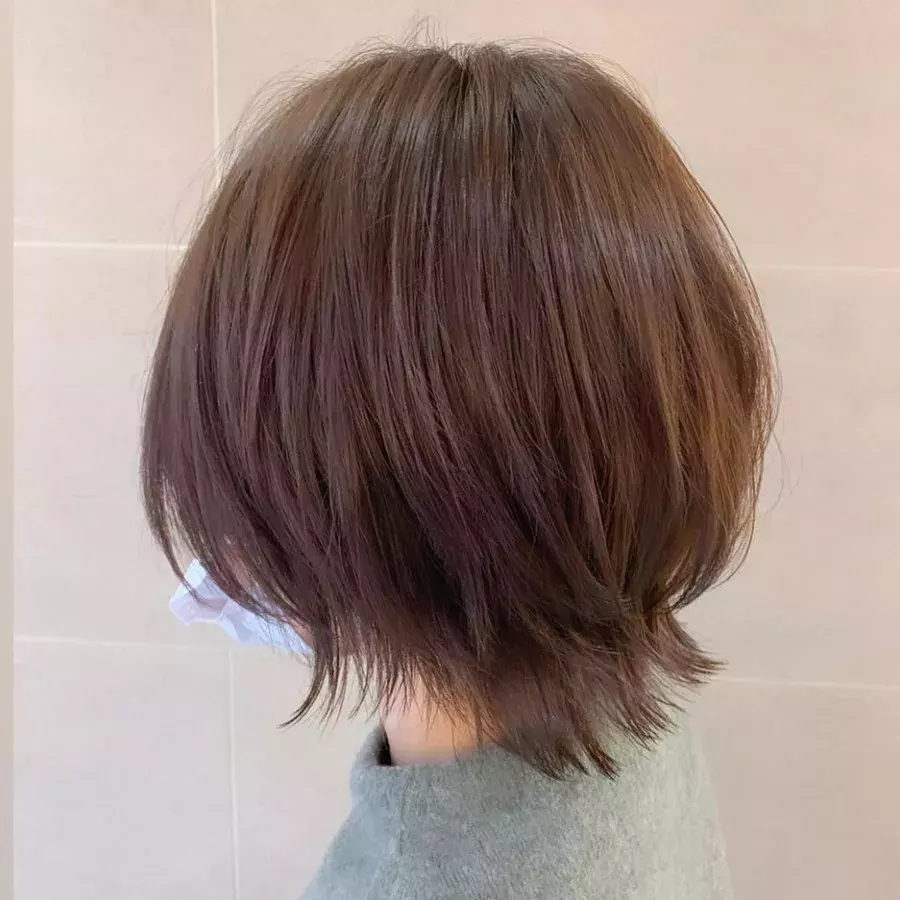 この髪型やば 女っぽさ最大限に引き出してくれる 短め美女レイヤー ローリエプレス