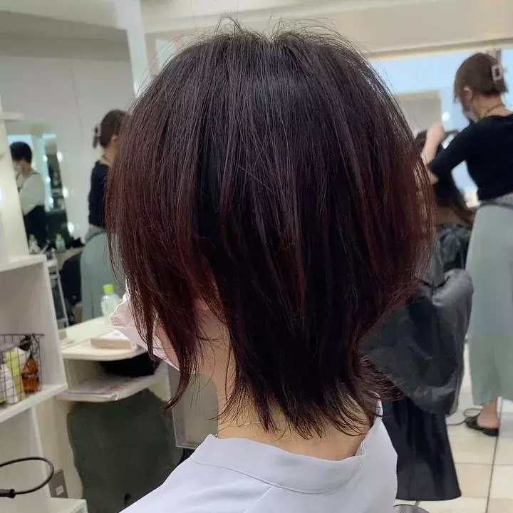 絶壁さんにオススメかも 頭の形が丸くてキレイに見える ショートヘア ローリエプレス