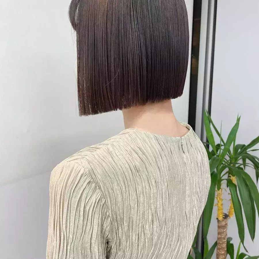 濡れ髪 切りっぱなし でモードな 最旬ヘアスタイル ローリエプレス