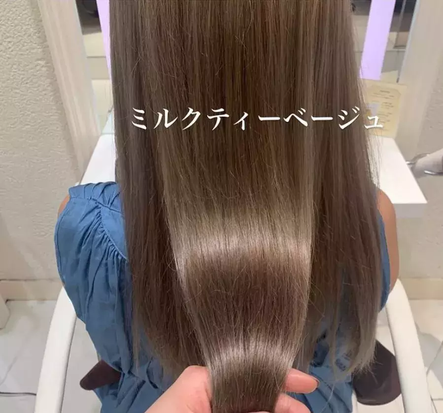 アラサーに似合う 相性バッチリ くすみ系ヘアカラー ローリエプレス