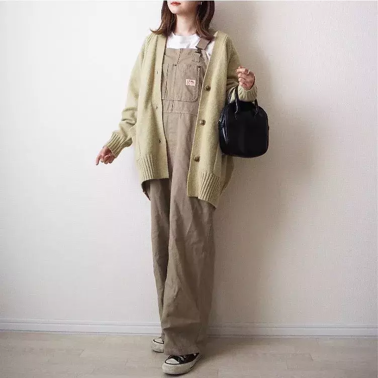 しまラー 激推し しまむら の 淡色グリーンカーデ ローリエプレス